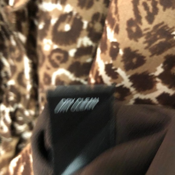 Avenue LS buttonup lined top w/front ruffle 22/24 - Picture 4 of 6